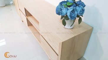 Kệ tivi gỗ màu tự nhiên hiện đại